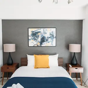 Dash Living Nihonbashi Токио