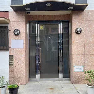 House Lee Tōkyō